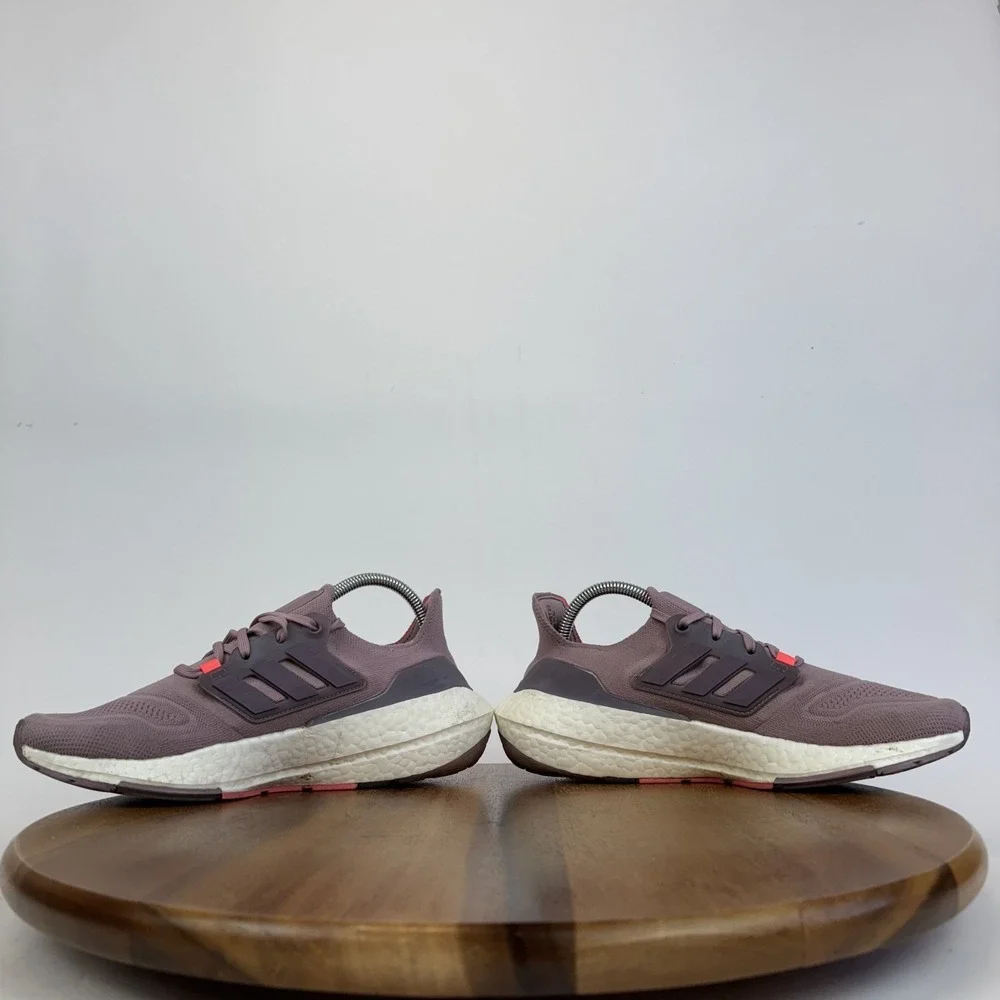 Womens Adidas Ultraboost 22 Purple‎ Athletic Running Shoes Sneakers Size 8 M GUC